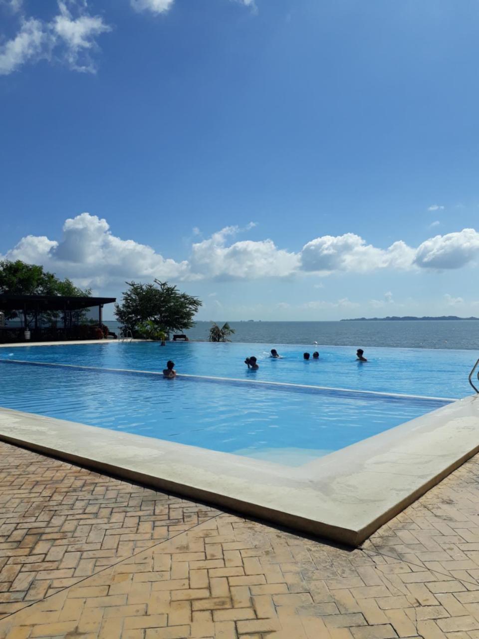 Sea Garden Resort Iloilo Zewnętrze zdjęcie